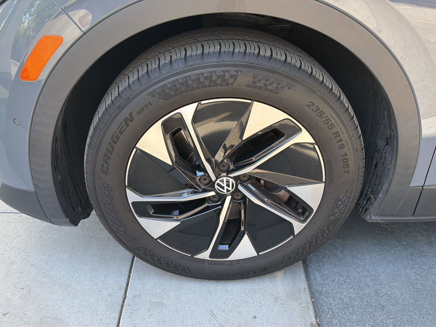 Certified 2023 Volkswagen ID.4 Pro image 9