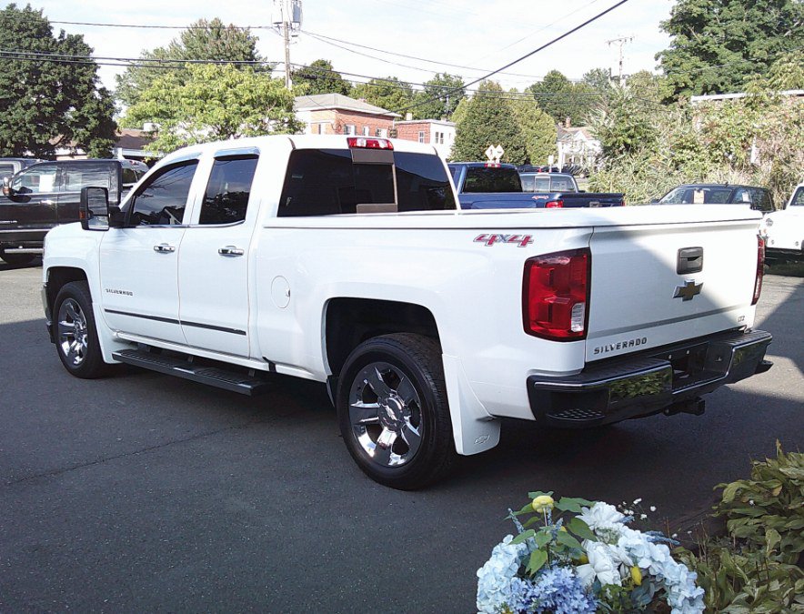 Used 2017 Chevrolet Silverado 1500 LTZ AWD/4WD image 4