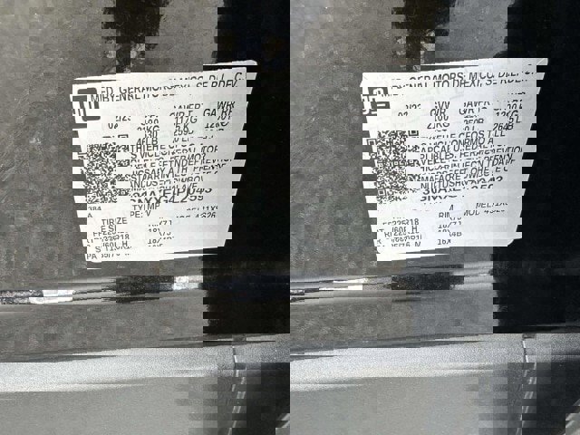 Used 2023 Chevrolet Equinox Premier image 30