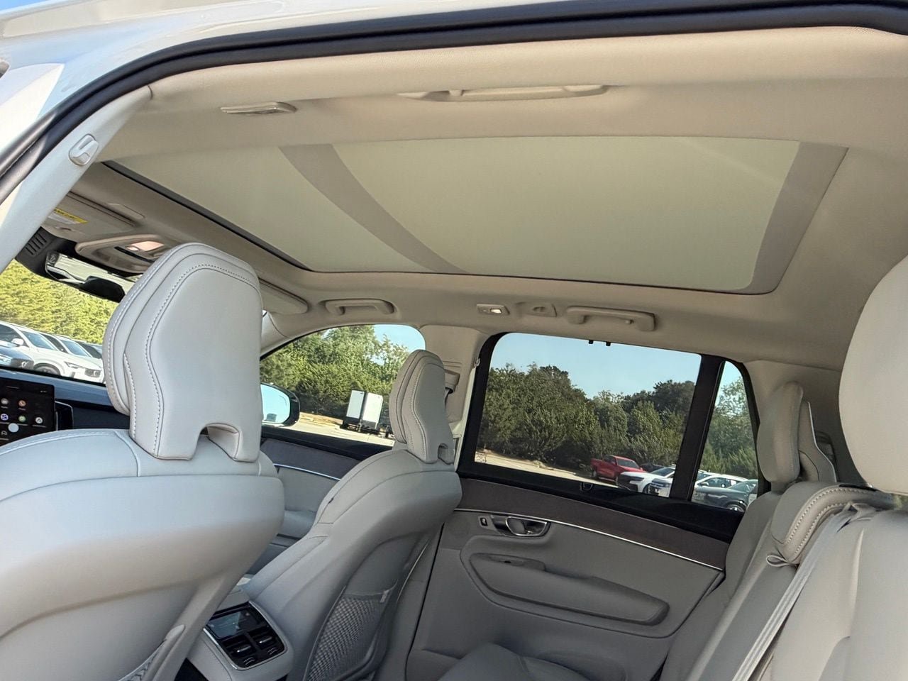 New 2027 Volvo XC90 B6 Ultra AWD/4WD image 21