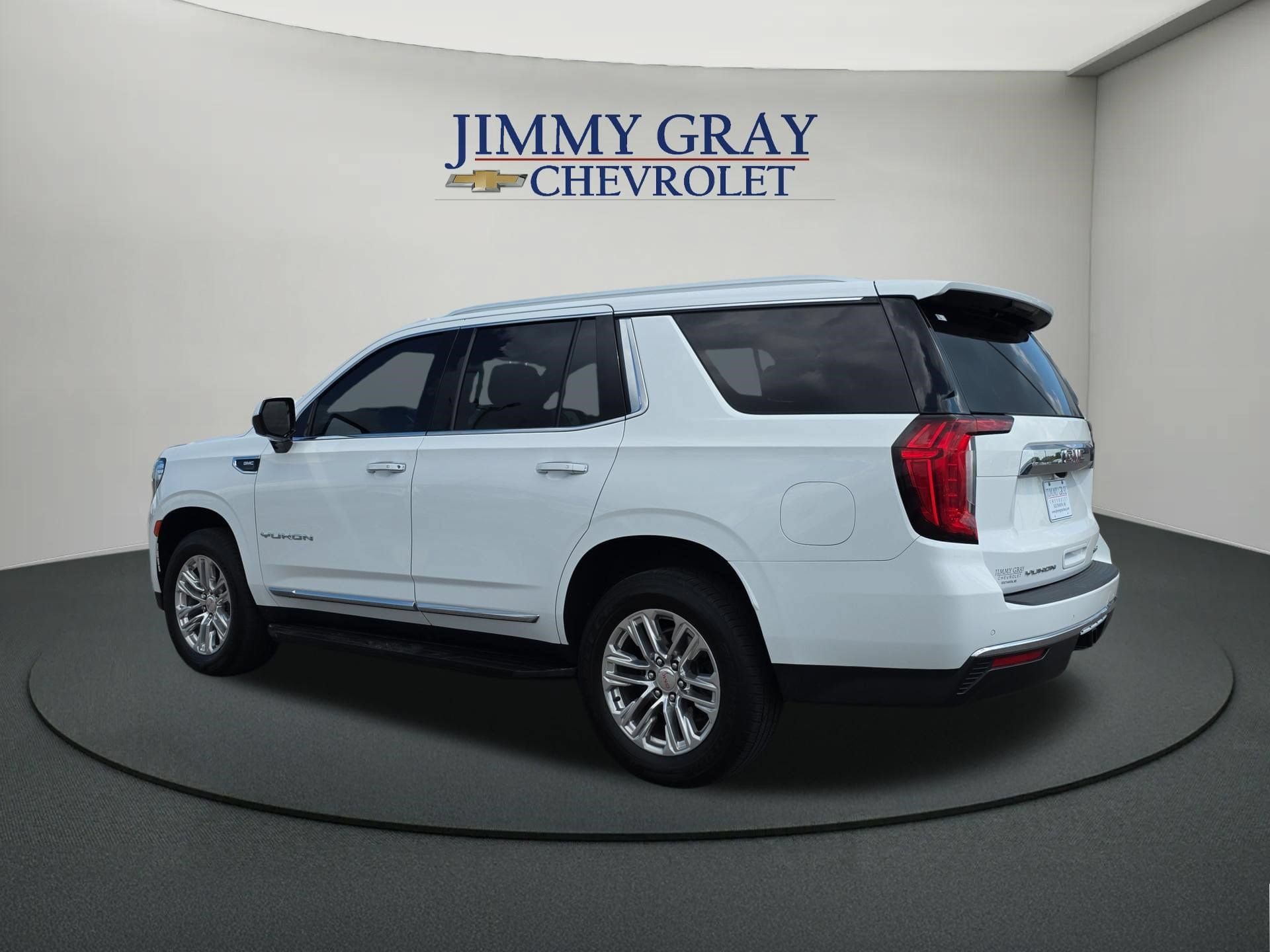 Used 2022 GMC Yukon SLT AWD/4WD image 3