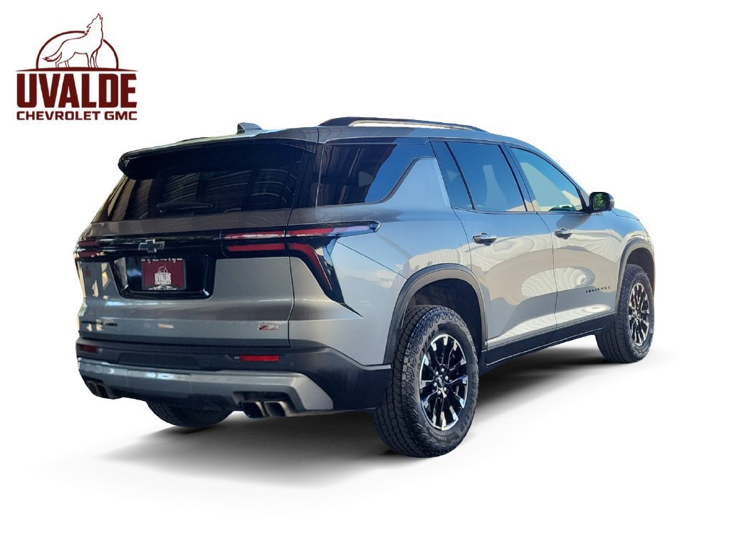 Used 2024 Chevrolet Traverse Z71 AWD/4WD image 5