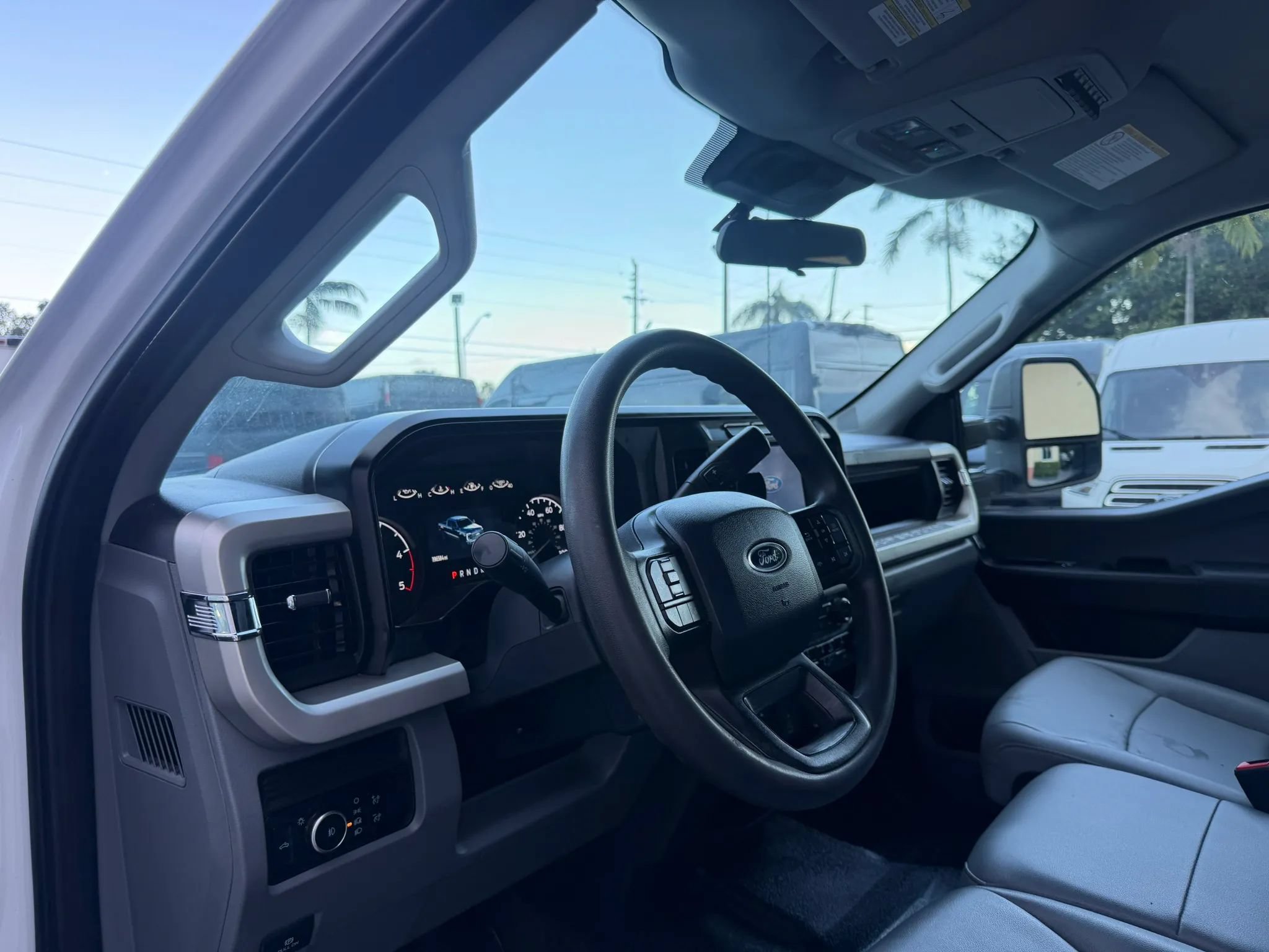 Used 2024 Ford F350 4x4 Crew Cab XL DRW w/ XL Chrome Package image 10