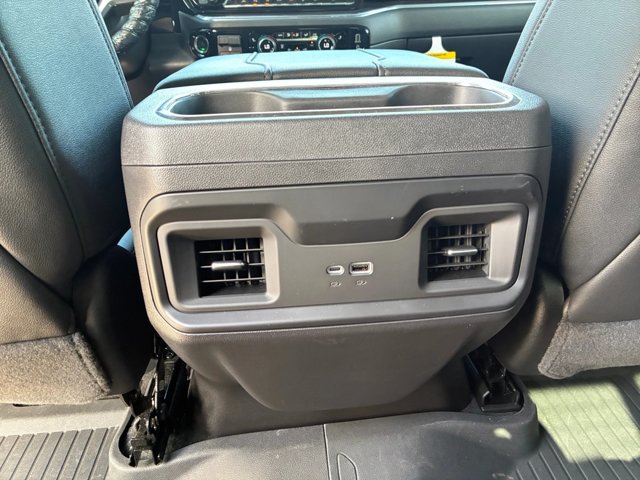 Used 2025 Chevrolet Silverado 1500 LT Trail Boss w/ LT Trail Boss Premium Package AWD/4WD image 18