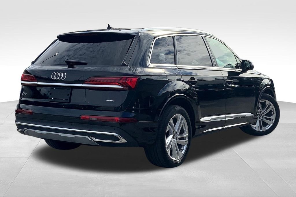 Used 2023 Audi Q7 3.0T Prestige image 13