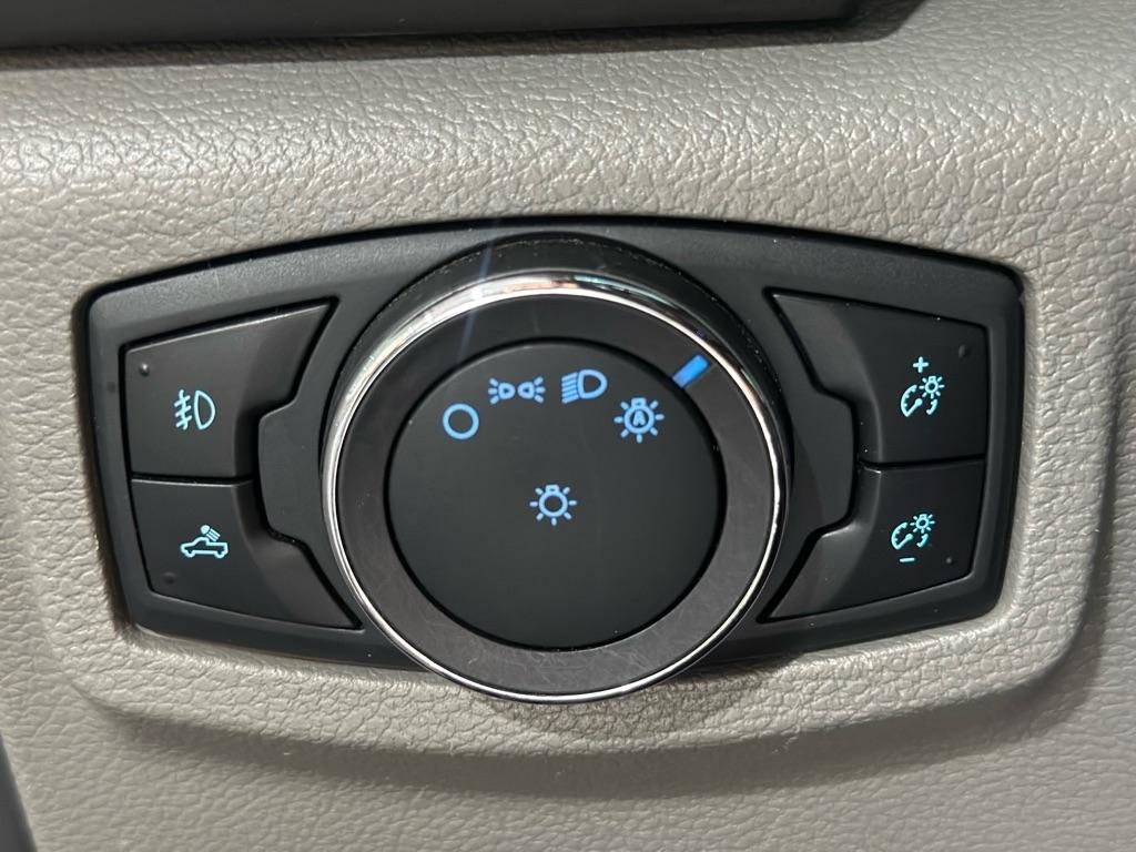 Used 2019 Ford F150 XLT w/ Equipment Group 302A Luxury AWD/4WD image 32