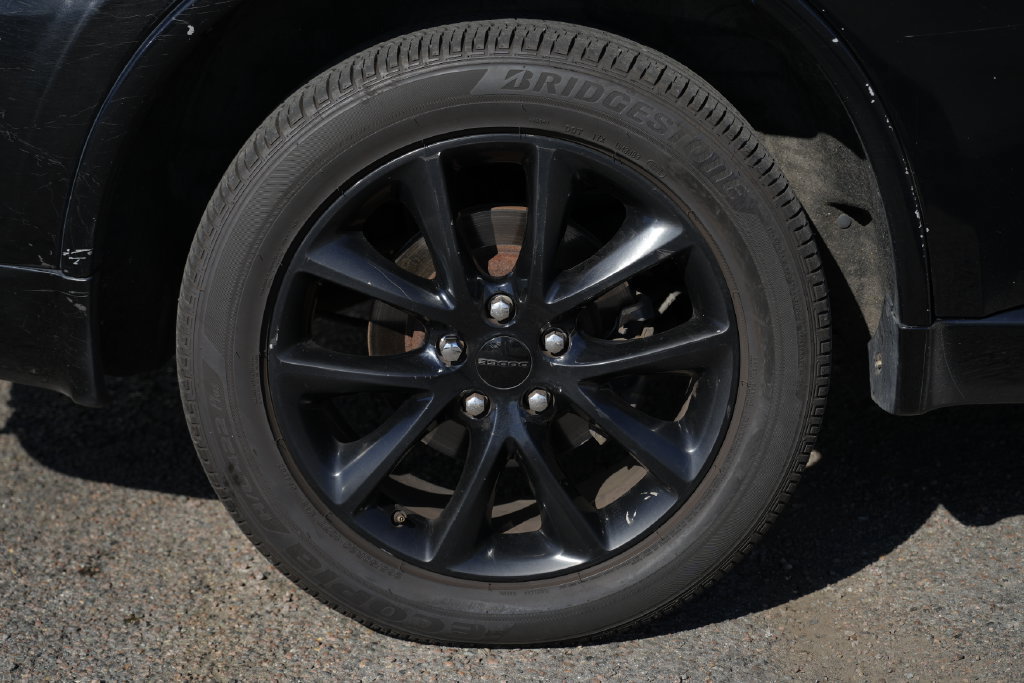 Used 2017 Dodge Durango GT w/ Premium Group AWD/4WD image 11