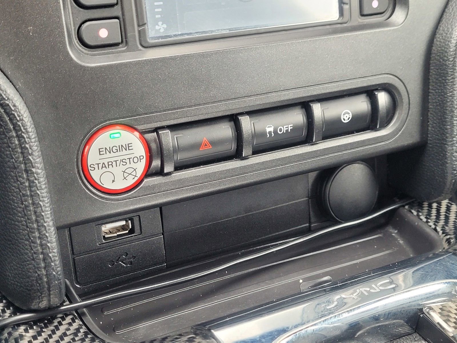 Used 2017 Ford Mustang Coupe image 26