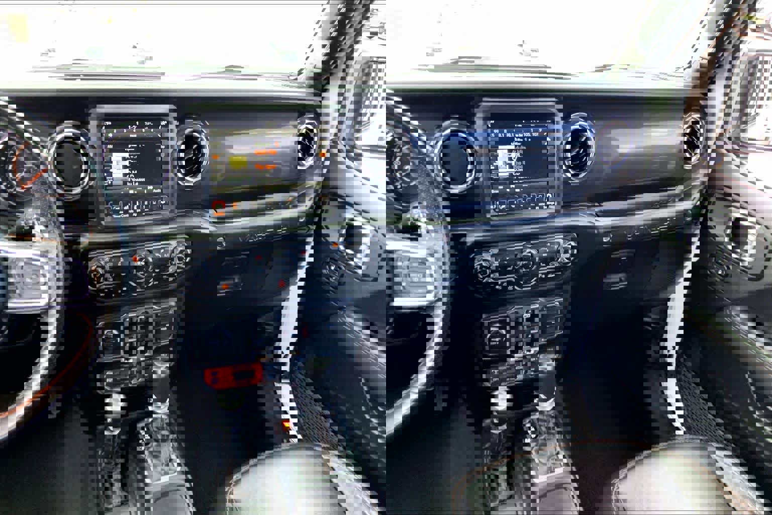 Used 2023 Jeep Wrangler Rubicon 392 image 7