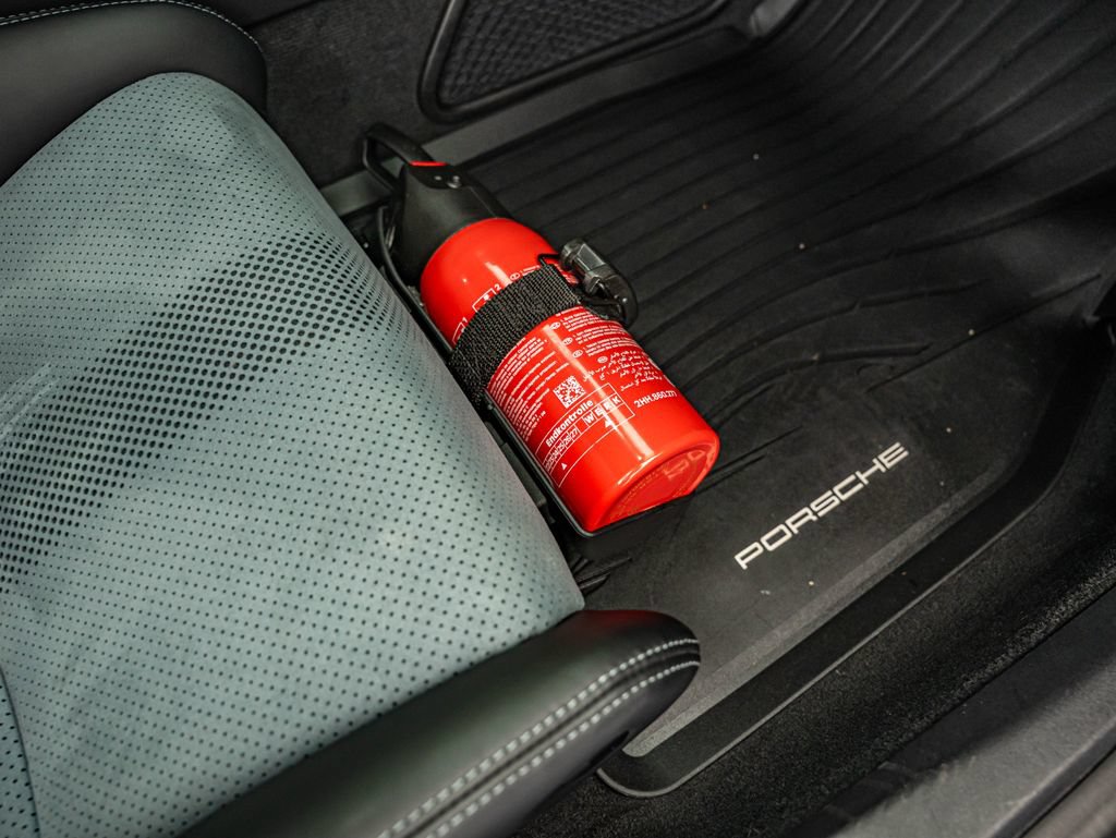 Certified 2024 Porsche 718 Cayman GT4 RS RWD image 61