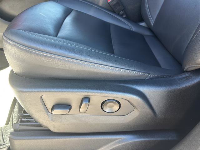 Used 2022 Chevrolet Tahoe Z71 w/ Off-Road Capability Package image 12