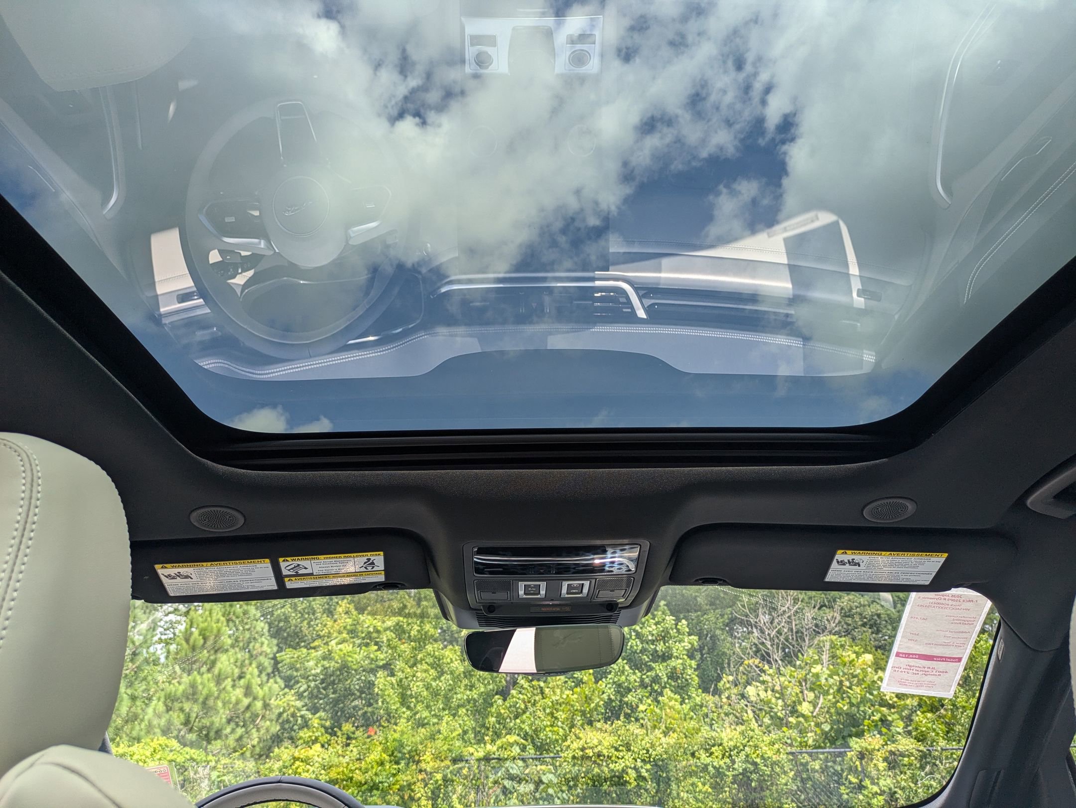 New 2026 Jaguar F-PACE R-Dynamic S image 26