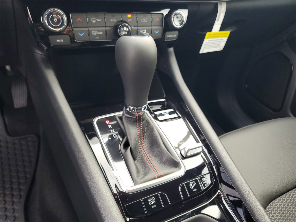 New 2026 Jeep Compass Trailhawk image 19