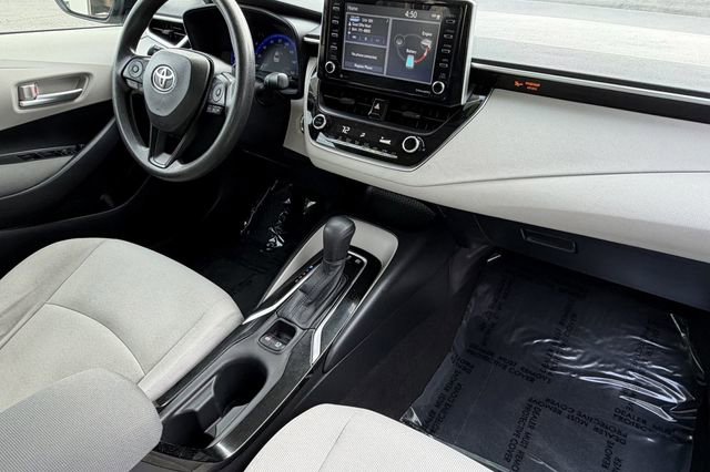 Certified 2021 Toyota Corolla LE image 17