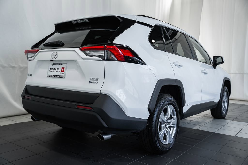 Used 2025 Toyota RAV4 XLE image 4