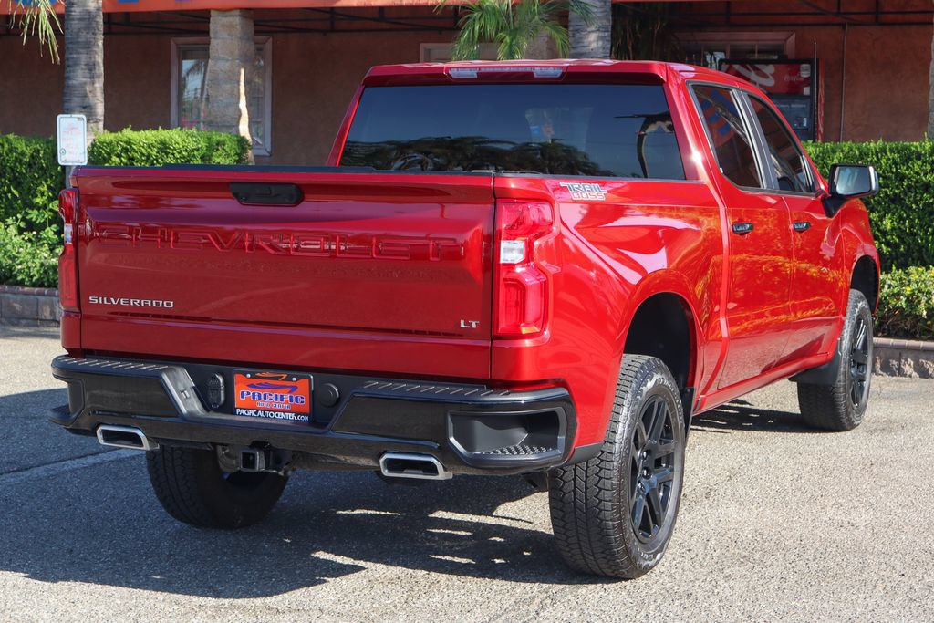 Used 2025 Chevrolet Silverado 1500 LT Trail Boss w/ Protection Package AWD/4WD image 10