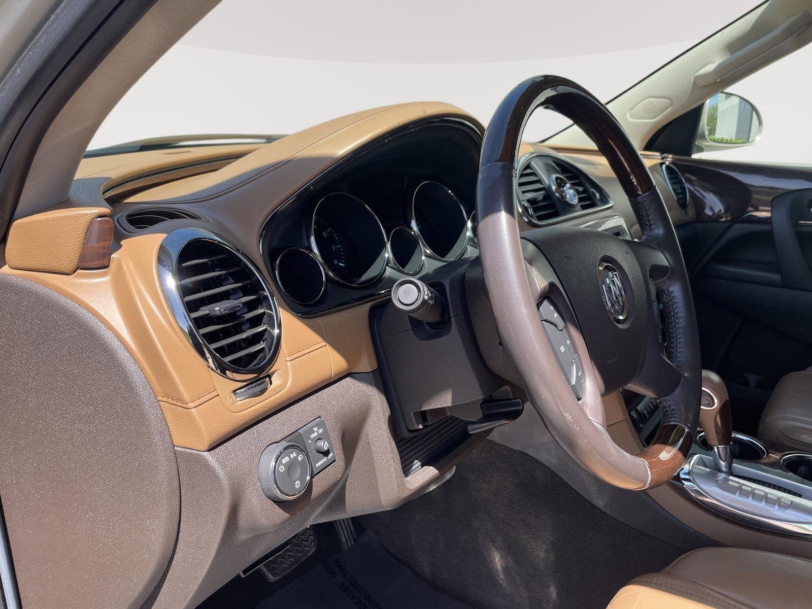 Used 2014 Buick Enclave Leather FWD image 26