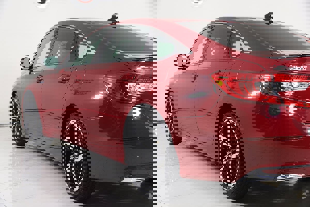 Used 2022 Honda Accord Sport image 25