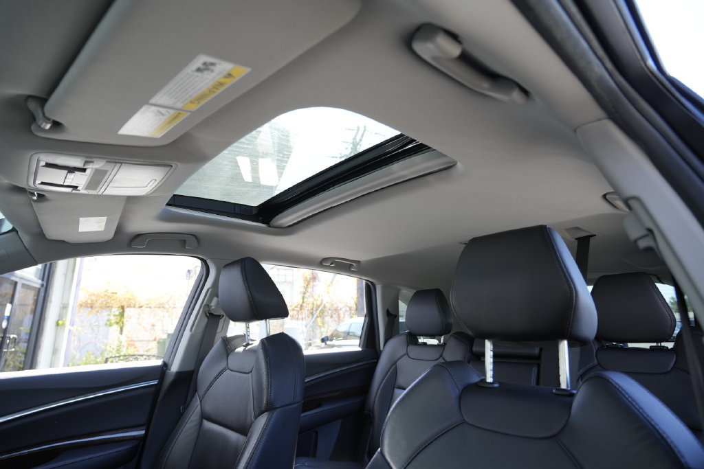 Used 2020 Acura MDX SH-AWD image 24