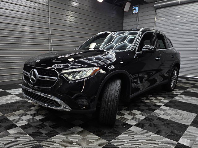 Used 2024 Mercedes-Benz GLC 300 4MATIC image 43