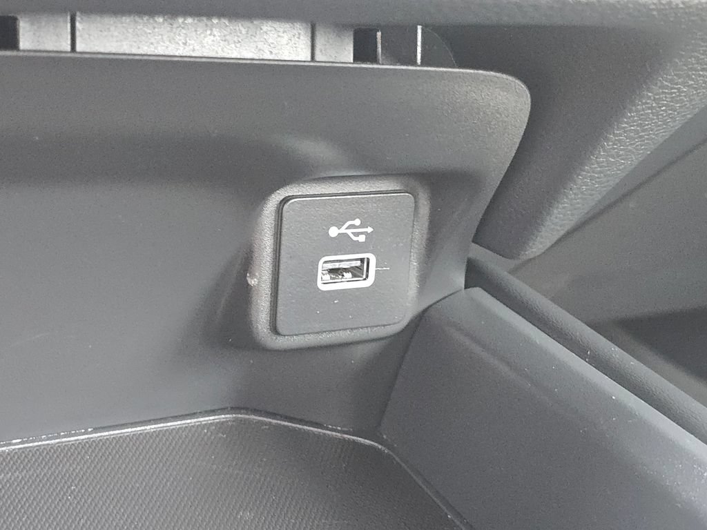 Certified 2025 Honda HR-V LX image 28