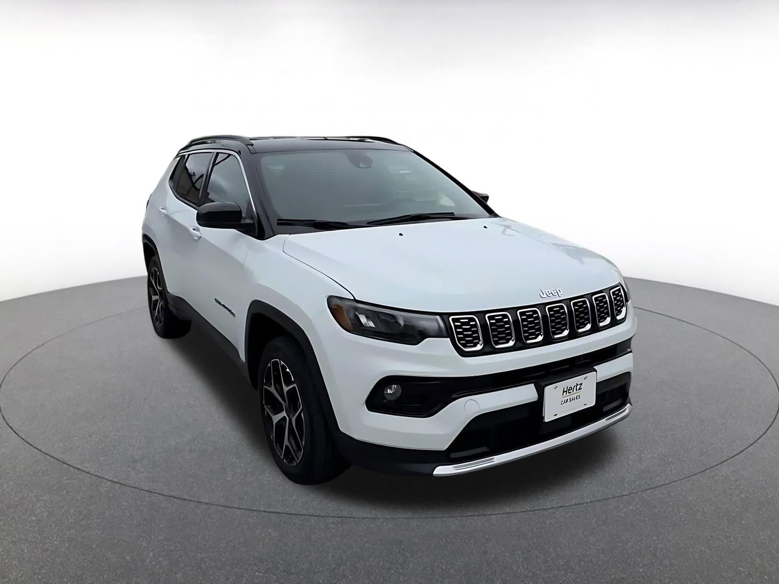 Used 2025 Jeep Compass Limited AWD/4WD image 3