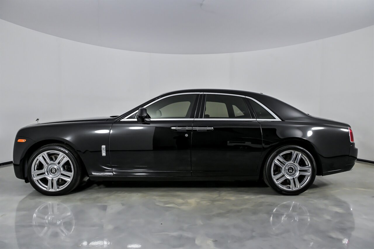 Used 2017 Rolls-Royce Ghost image 8