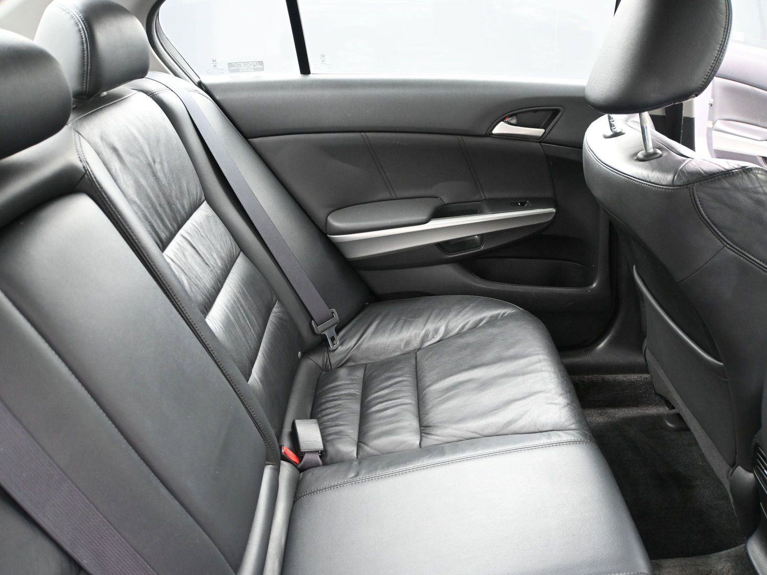 Used 2010 Honda Accord EX-L image 19