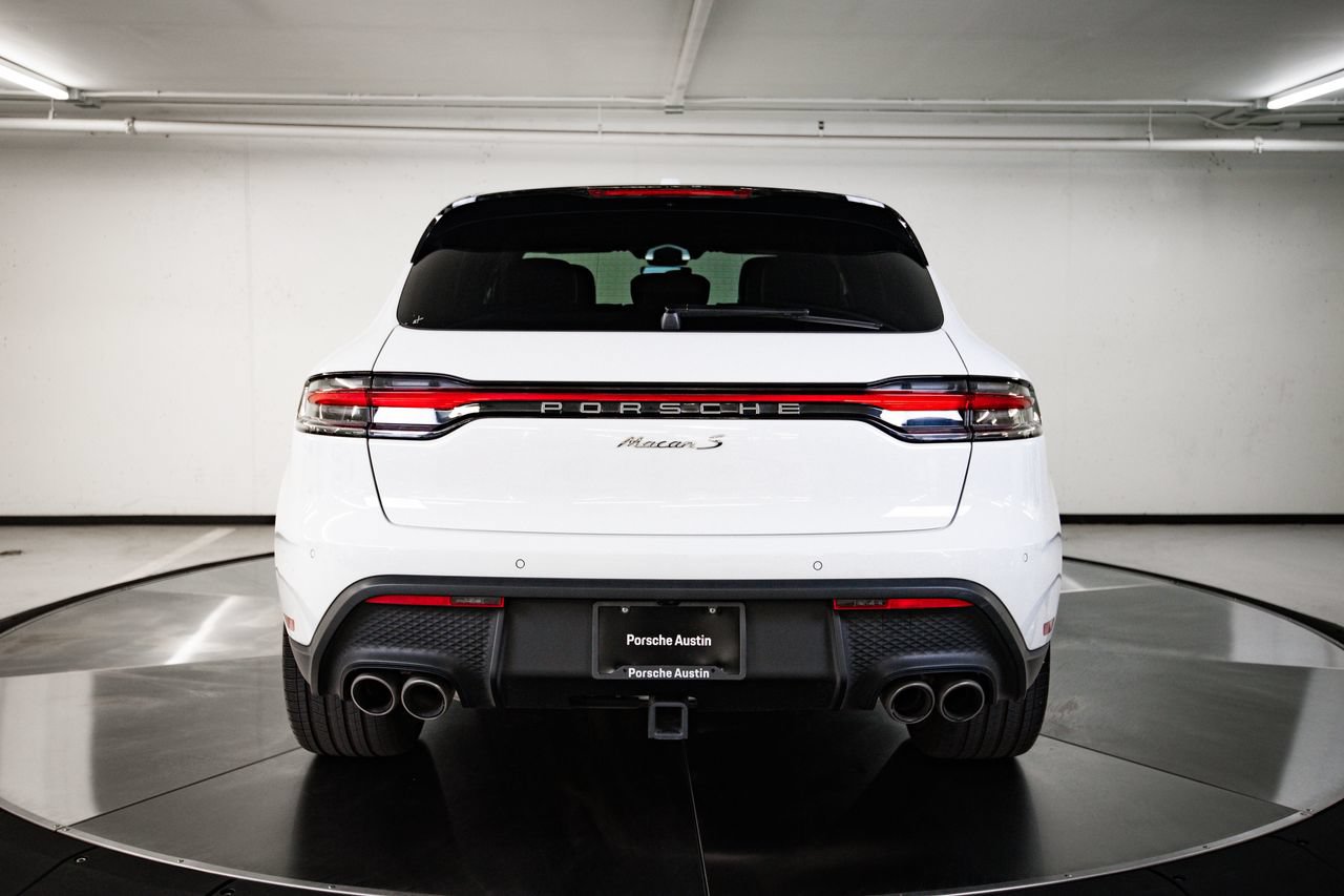 Certified 2024 Porsche Macan S AWD/4WD image 6