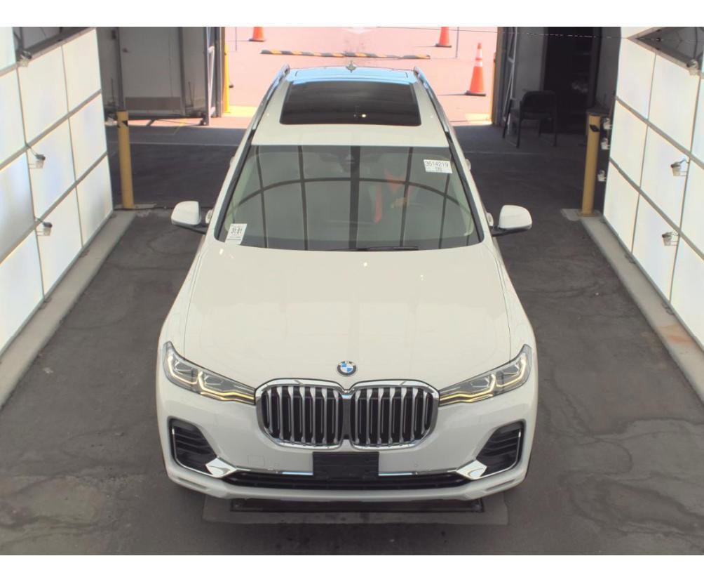 Used 2021 BMW X7 xDrive40i AWD/4WD image 3