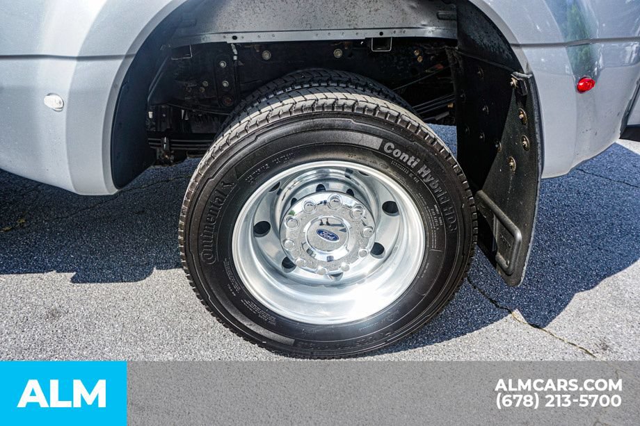 Used 2023 Ford F450 Platinum w/ Camper Package AWD/4WD image 17