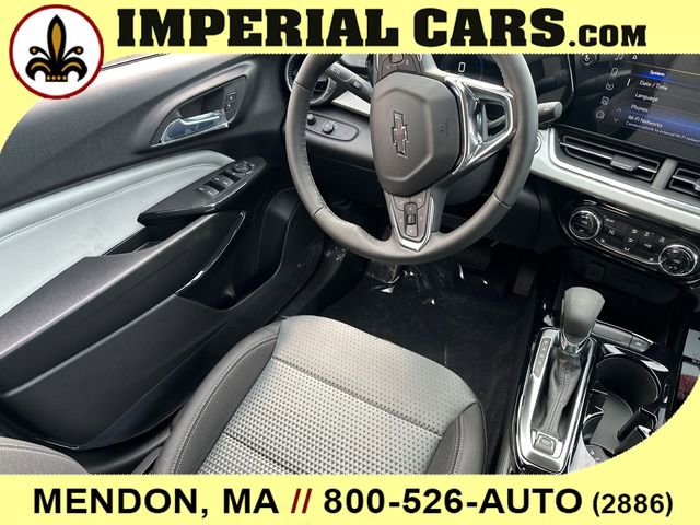 New 2026 Chevrolet Trax LT w/ Driver Confidence Package image 16