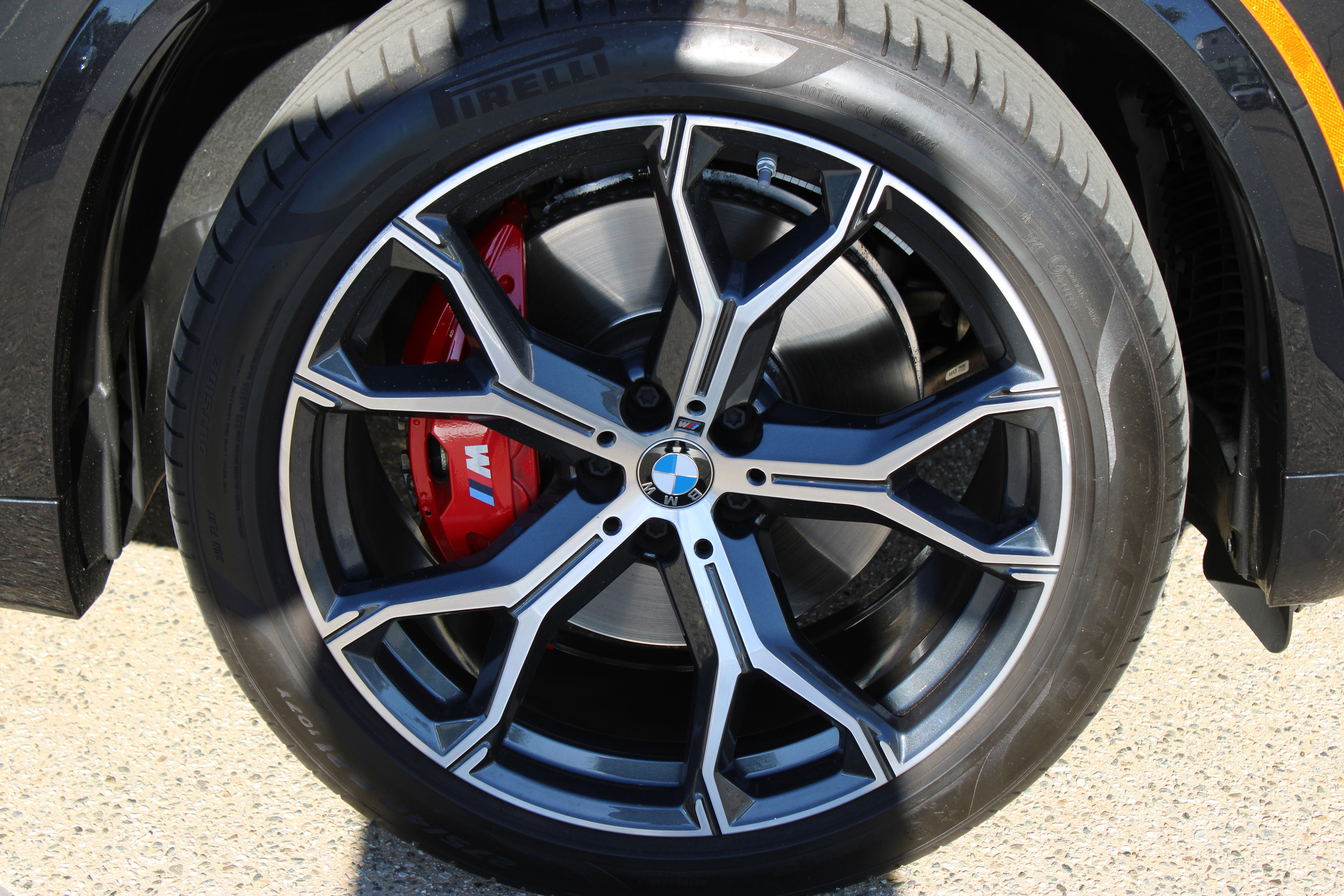 Used 2023 BMW X5 xDrive40i w/ M Sport Package image 12