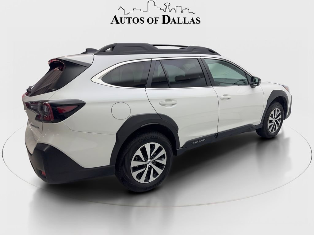 Used 2025 Subaru Outback Premium AWD/4WD image 13