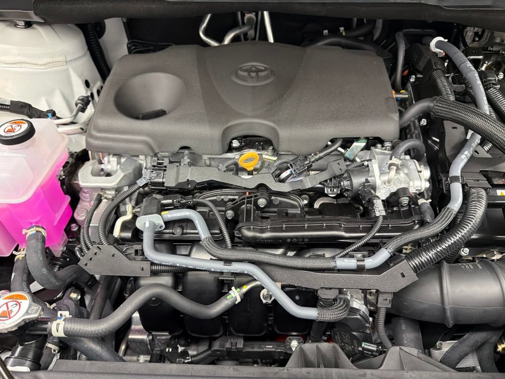 Certified 2026 Toyota Sienna XSE FWD image 41