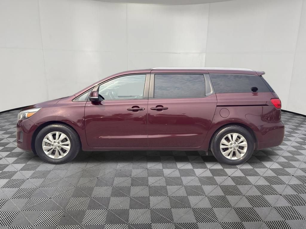 Used 2016 Kia Sedona LX w/ LX Convenience Package FWD image 9