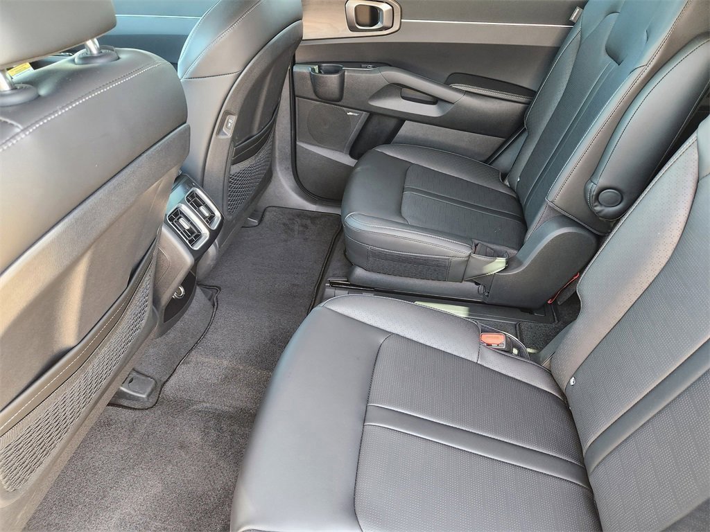 New 2026 Kia Sorento X-Line EX image 25