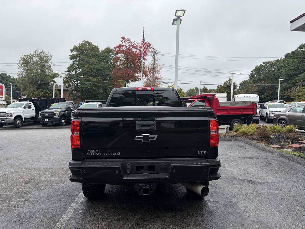 Used 2017 Chevrolet Silverado 2500 LTZ w/ Midnight Edition AWD/4WD image 7