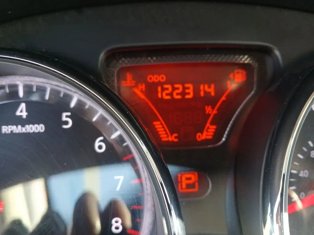 Used 2014 Nissan Versa Note SV FWD image 13