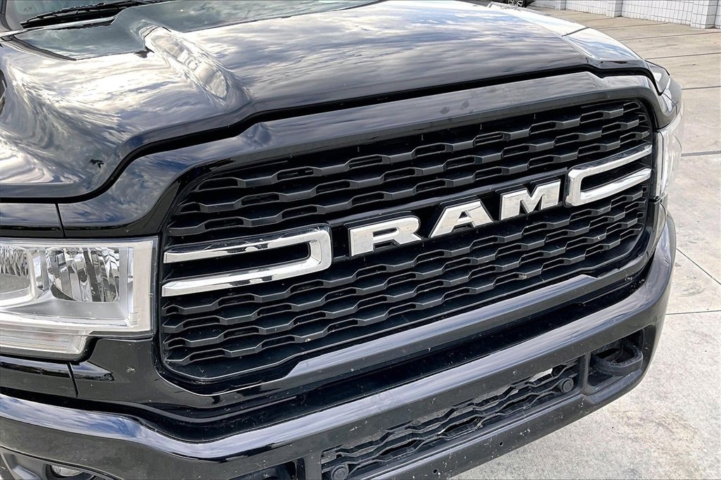 Used 2024 RAM 2500 Big Horn w/ Sport Appearance Package image 30
