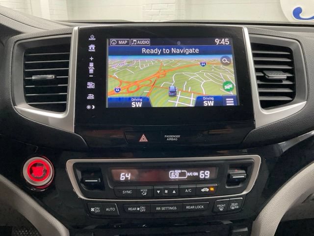 Certified 2017 Honda Pilot Touring image 29