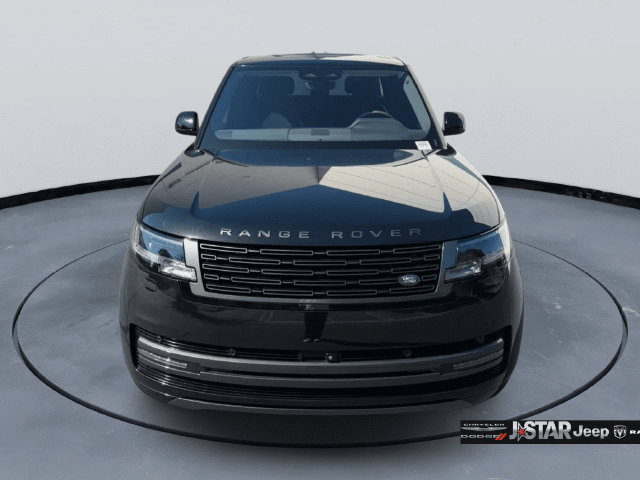 Used 2025 Land Rover Range Rover Long Wheelbase SE AWD/4WD image 2