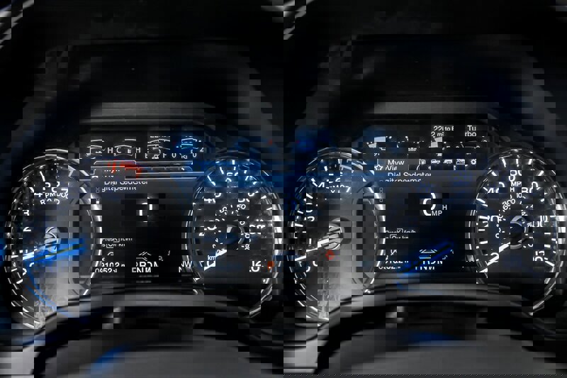 Used 2018 Ford F150 Lariat w/ Equipment Group 502A Luxury image 23