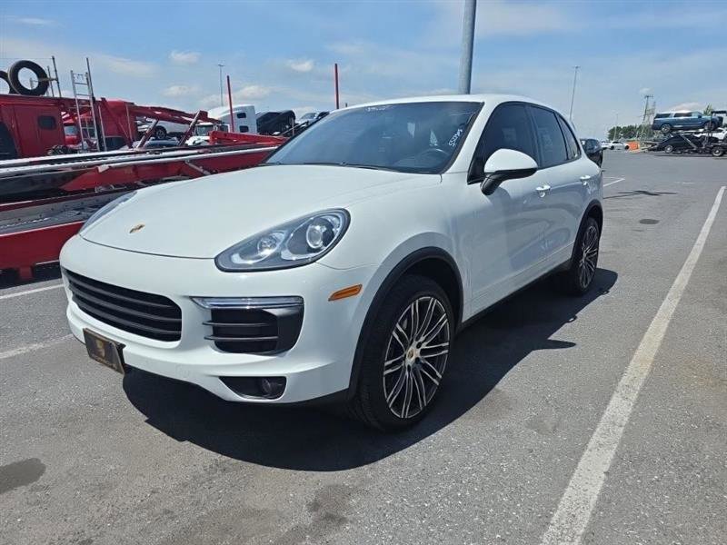 Used 2016 Porsche Cayenne AWD/4WD image 4