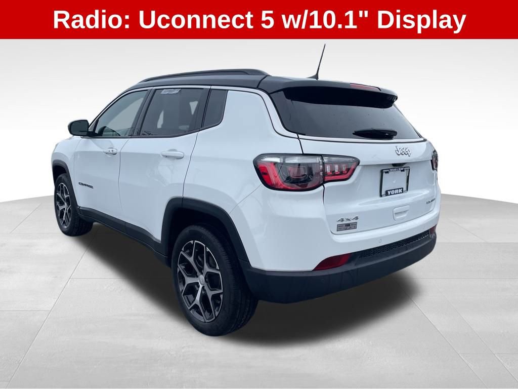 Used 2024 Jeep Compass Limited image 3