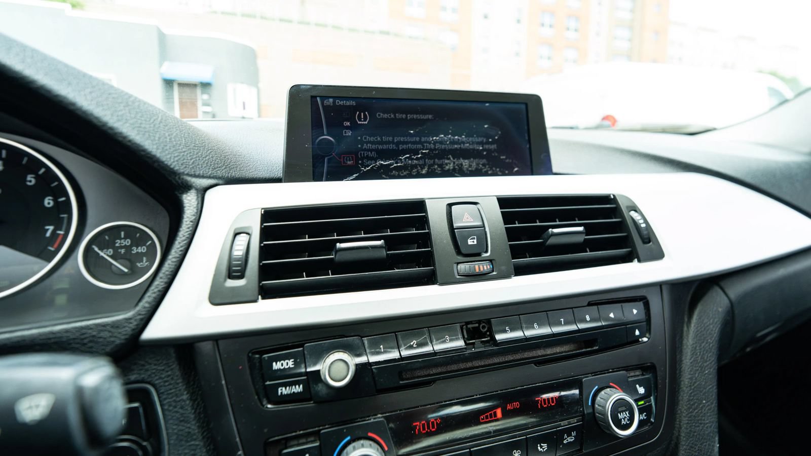 Used 2013 BMW 328i xDrive Sedan AWD/4WD image 34