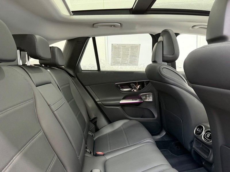 Certified 2025 Mercedes-Benz GLC 350e 4MATIC image 5