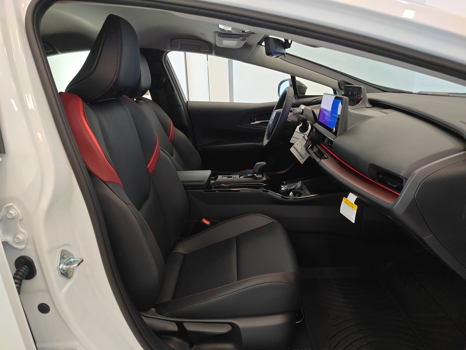 New 2026 Toyota Prius Plug-In Hybrid w/ Limited Premium Package FWD image 17
