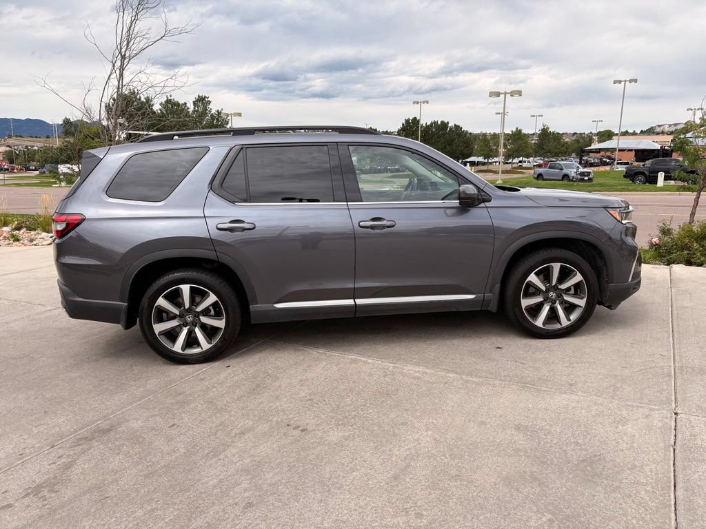 Used 2023 Honda Pilot Elite image 9