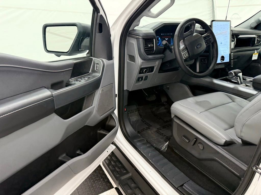 New 2025 Ford F150 Lightning Flash image 24